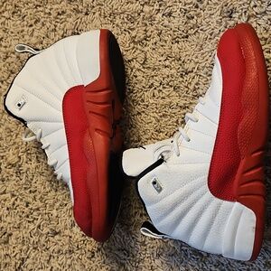 RETRO Nike Air Jordan XII - Cherry Red 2009 Boys 3